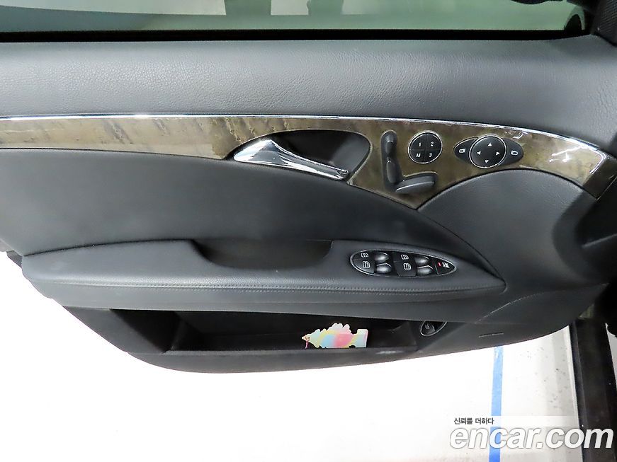Mercedes-Benz E-Class 2008