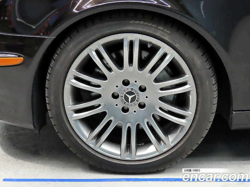 Mercedes-Benz E-Class 2008