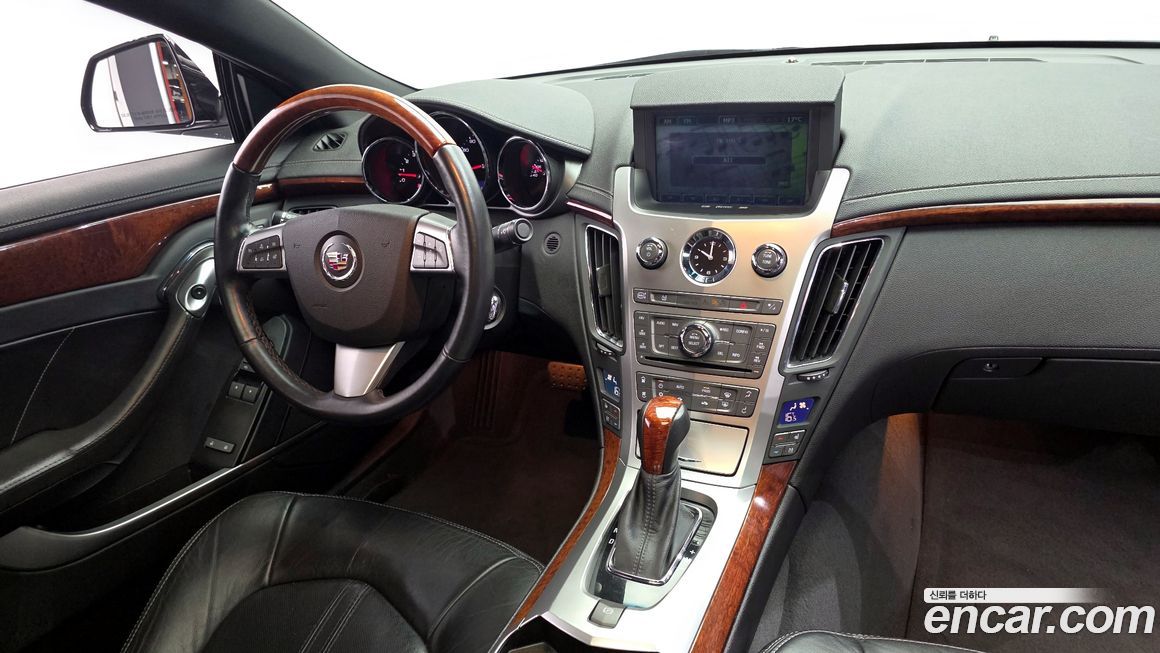 Cadillac CTS 2011