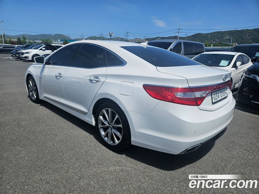 Hyundai Grandeur 2016