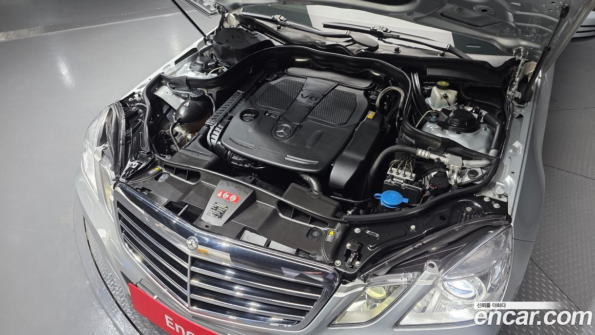 Mercedes-Benz E-Class 2012