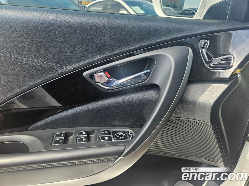 Hyundai Grandeur 2016