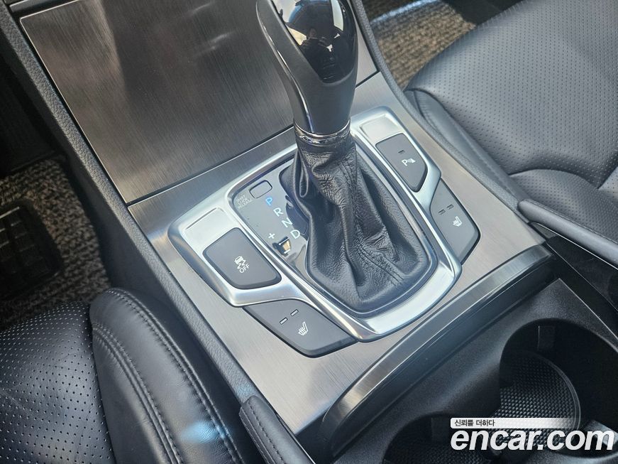 Hyundai Grandeur 2016