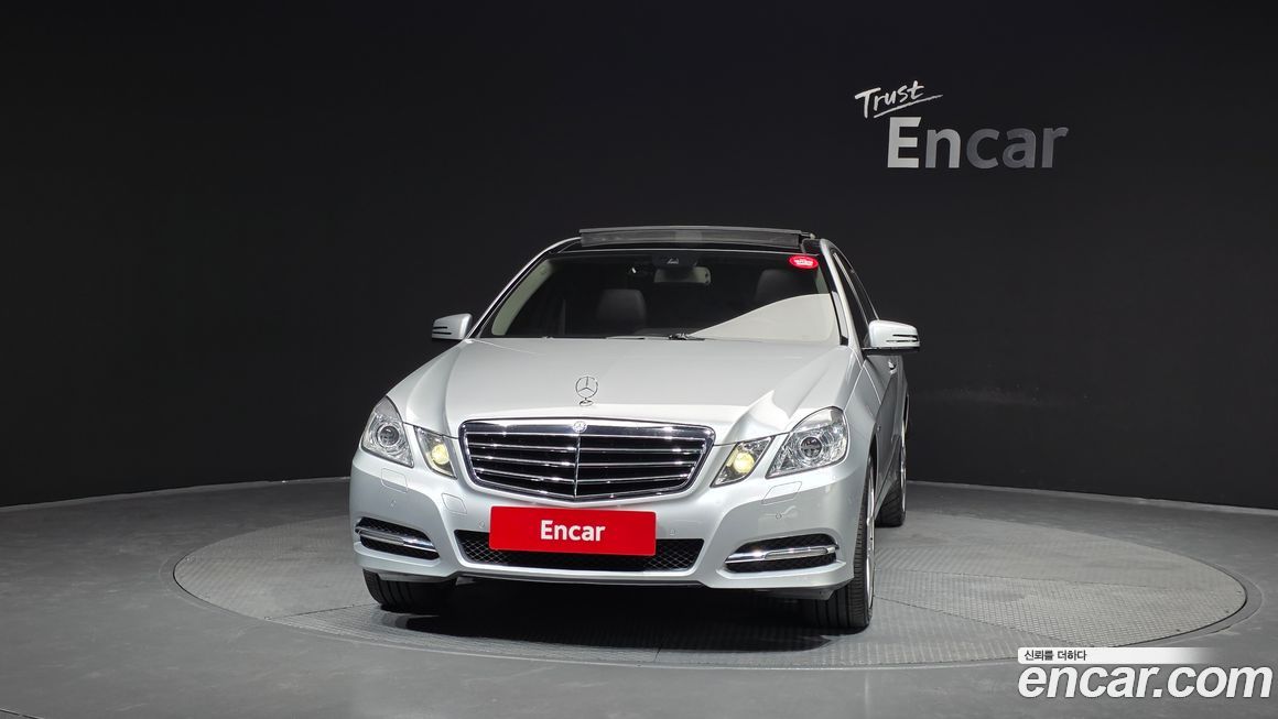 Mercedes-Benz E-Class 2012