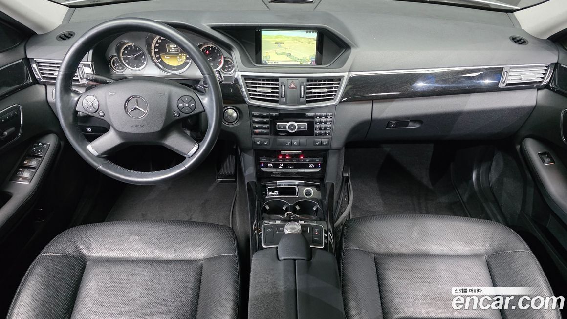 Mercedes-Benz E-Class 2012