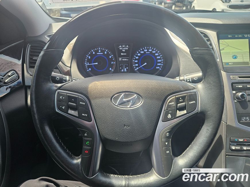 Hyundai Grandeur 2016