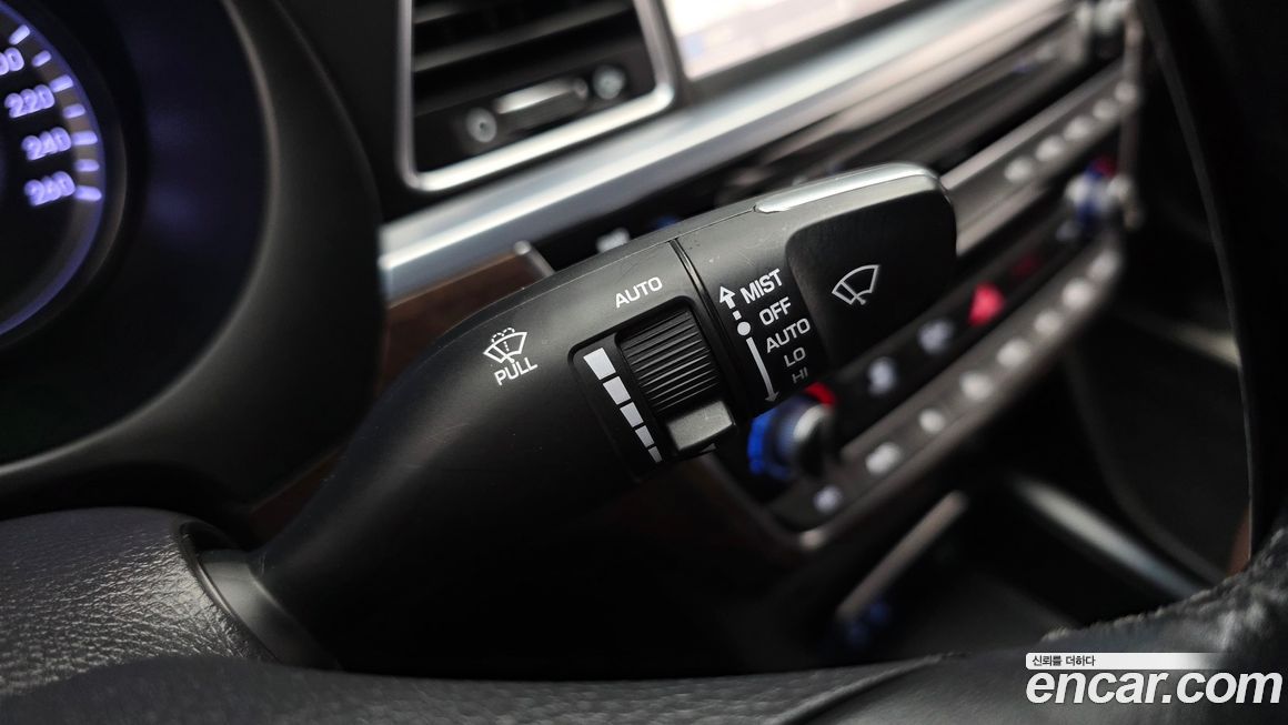 Hyundai Aslan 2015