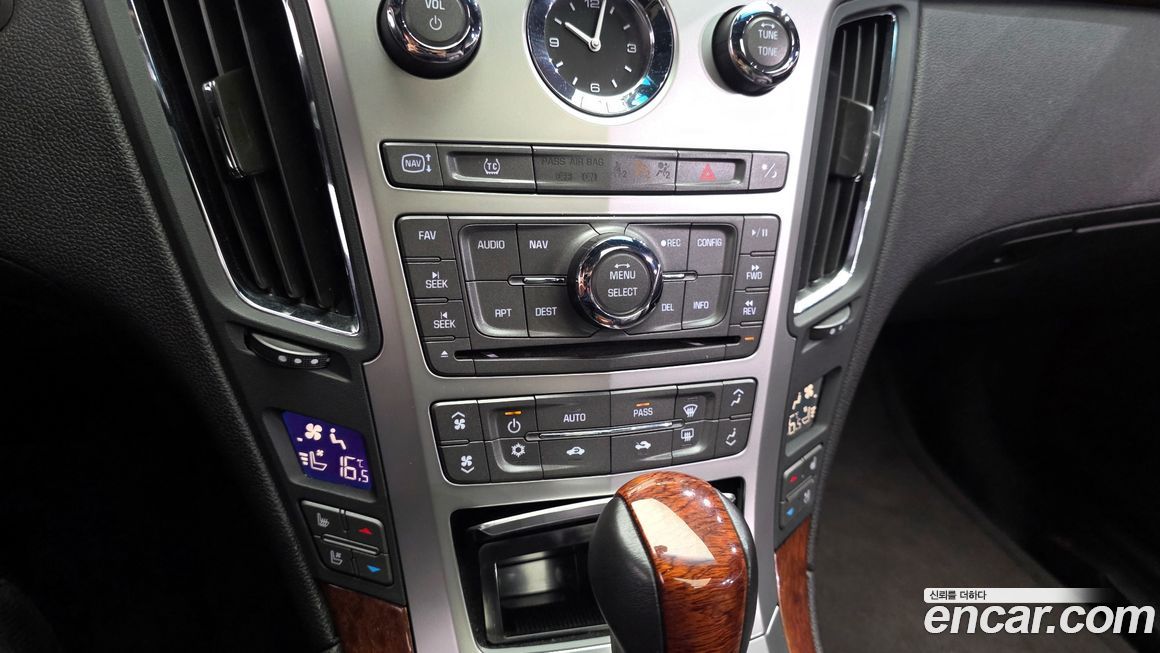 Cadillac CTS 2011
