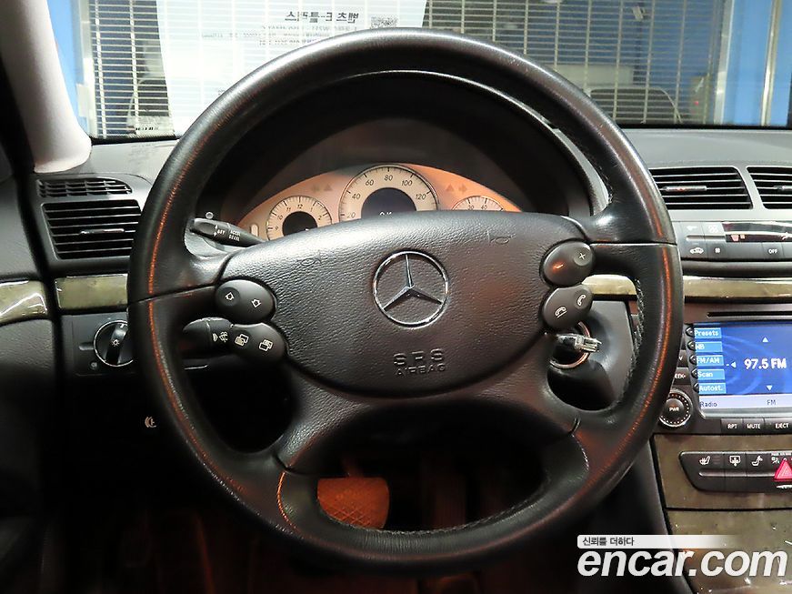 Mercedes-Benz E-Class 2008