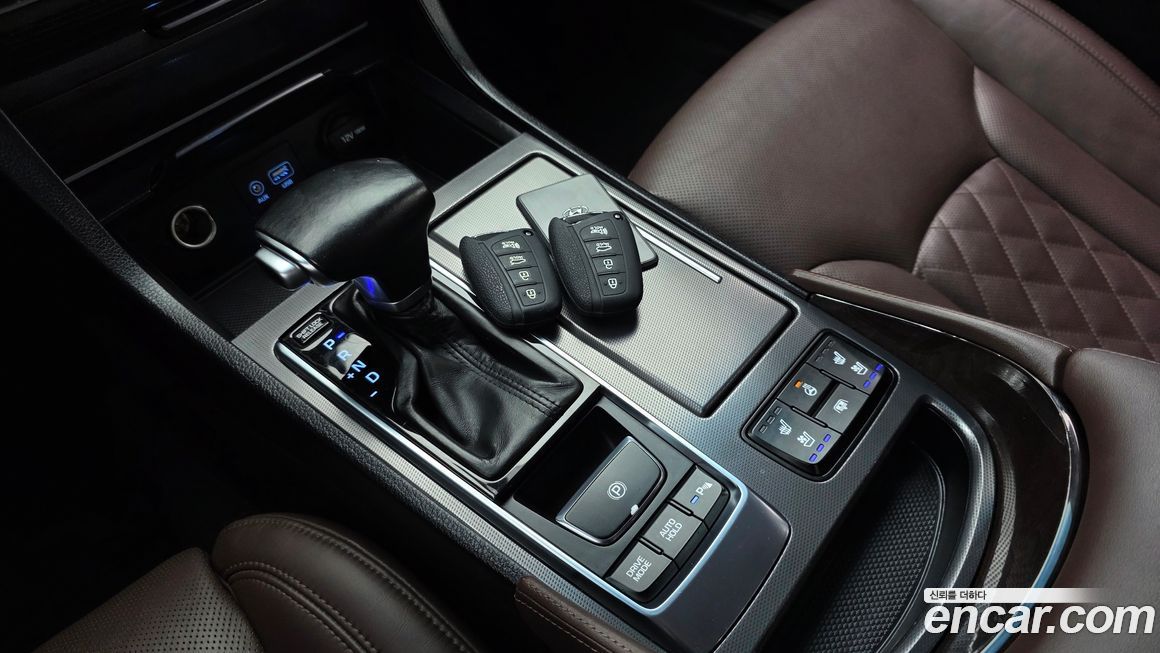 Hyundai Aslan 2015