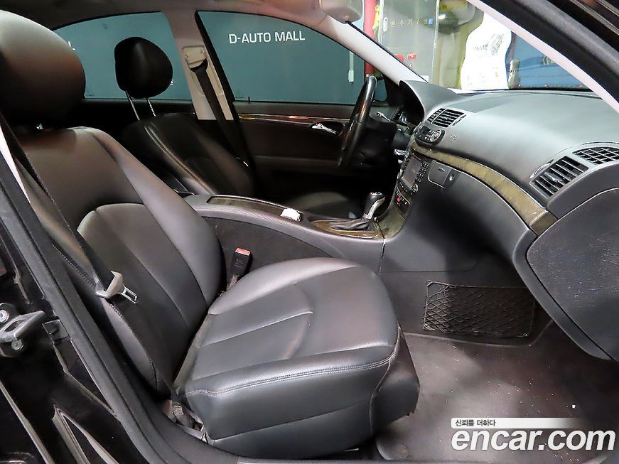 Mercedes-Benz E-Class 2008