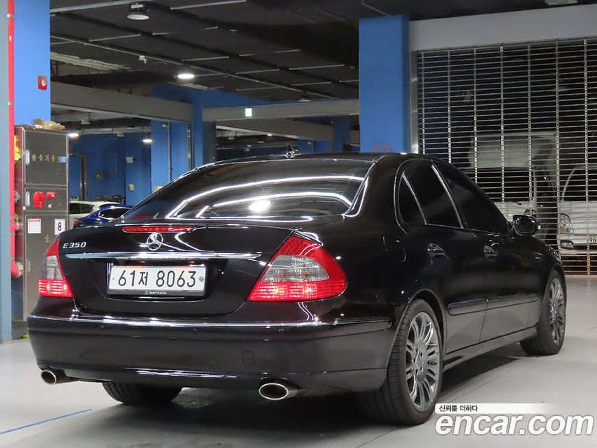 Mercedes-Benz E-Class 2008