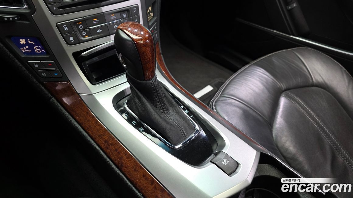 Cadillac CTS 2011