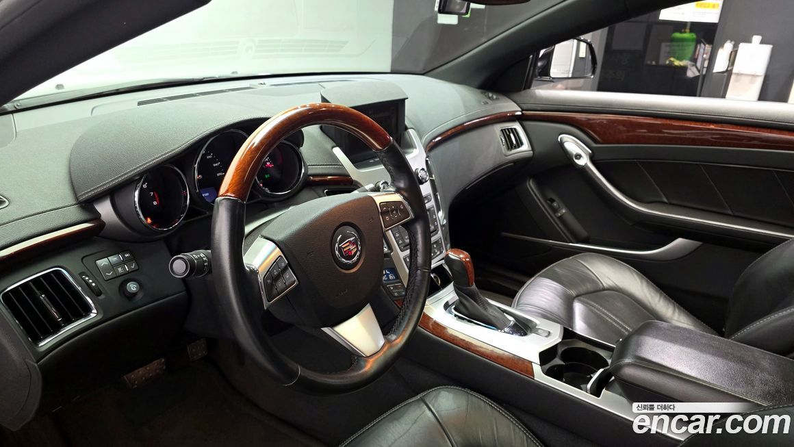 Cadillac CTS 2011