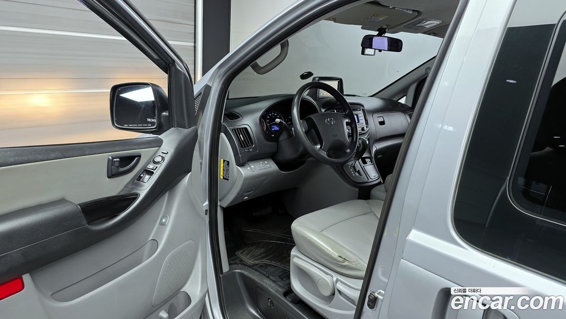 Hyundai Starex 2018