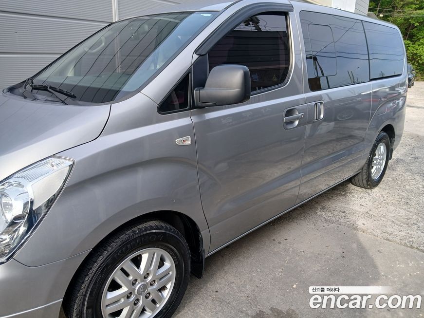 Hyundai Starex 2018