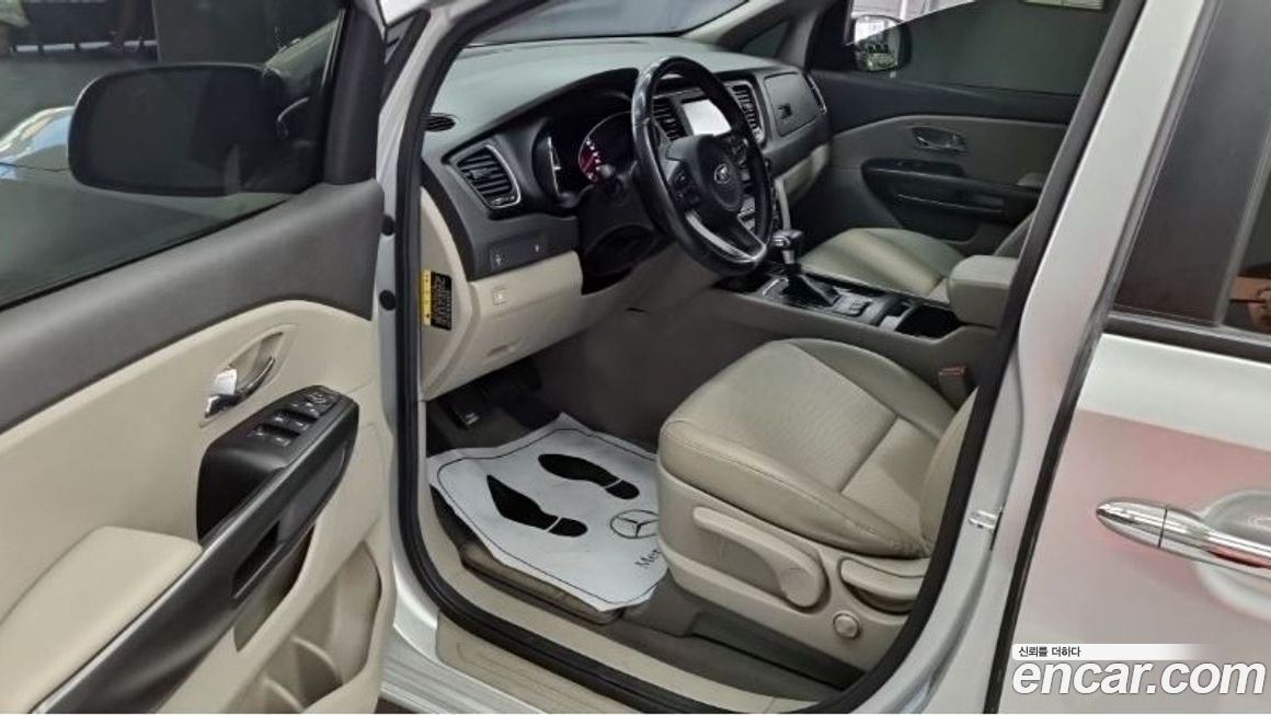 Kia Canival 2017