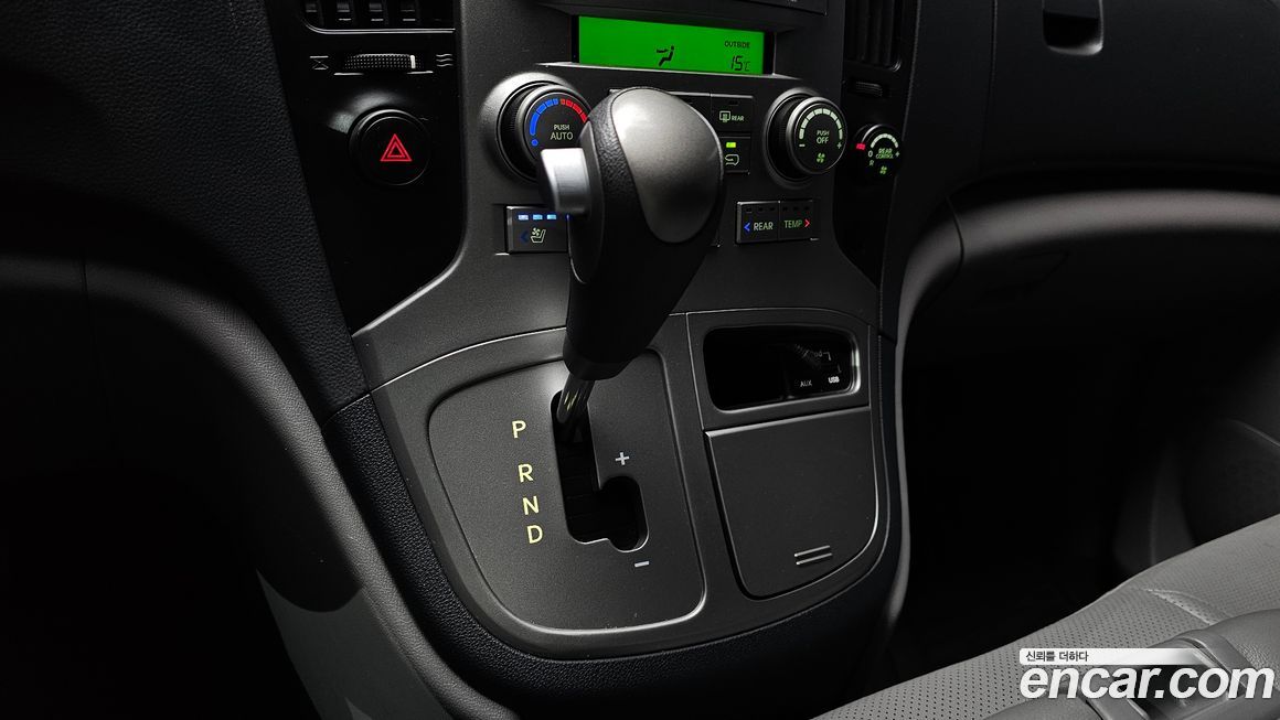Hyundai Starex 2015