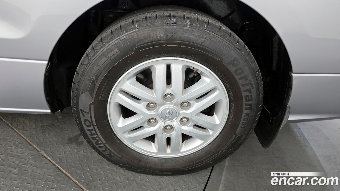 Hyundai Starex 2018