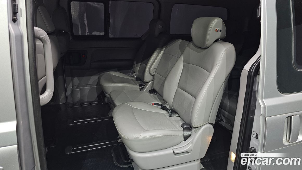 Hyundai Starex 2015