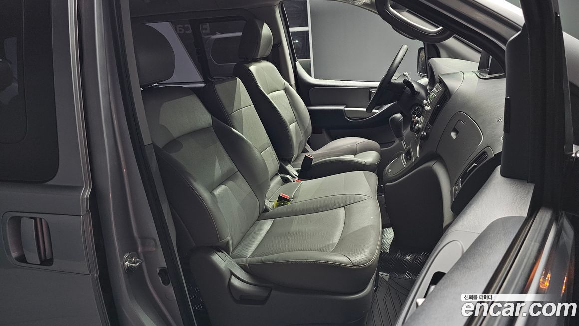 Hyundai Starex 2015