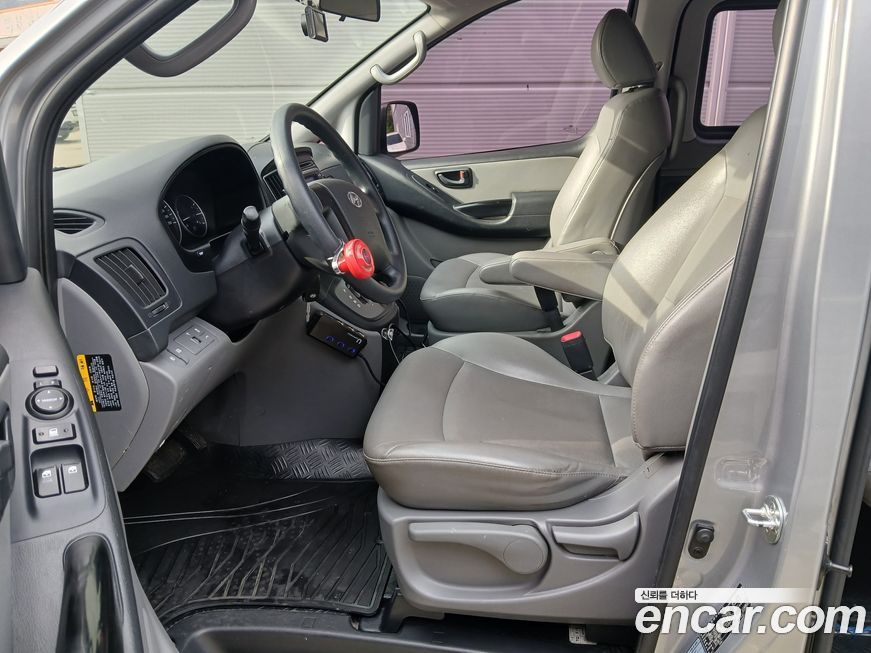 Hyundai Starex 2018