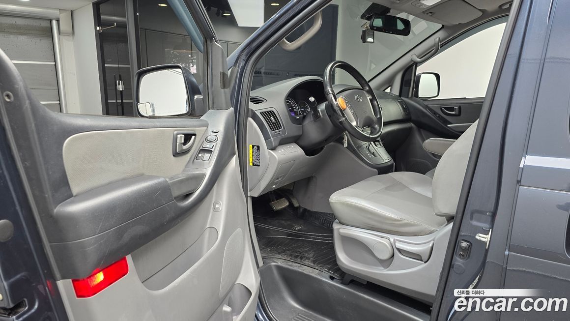 Hyundai Starex 2018