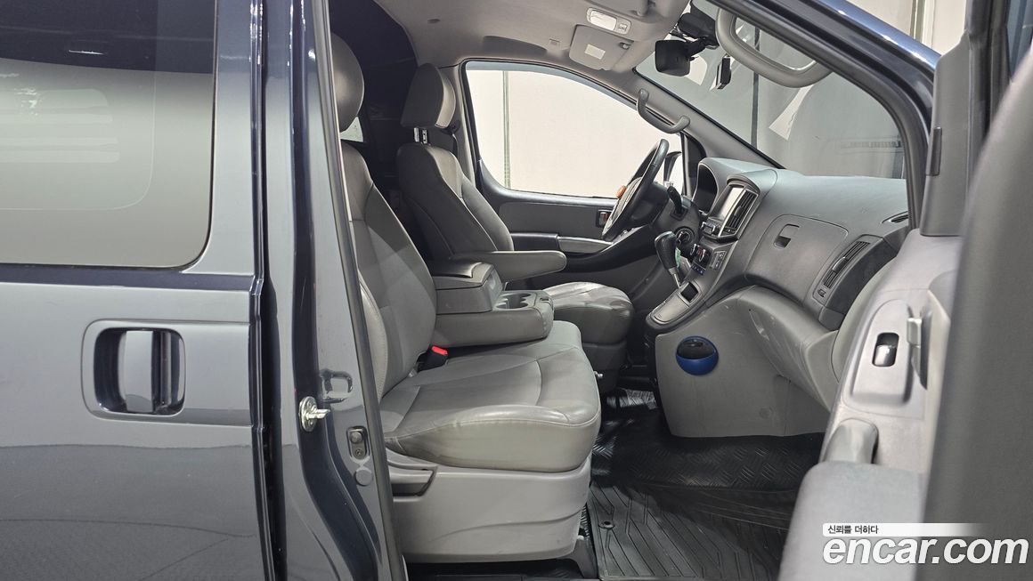 Hyundai Starex 2018