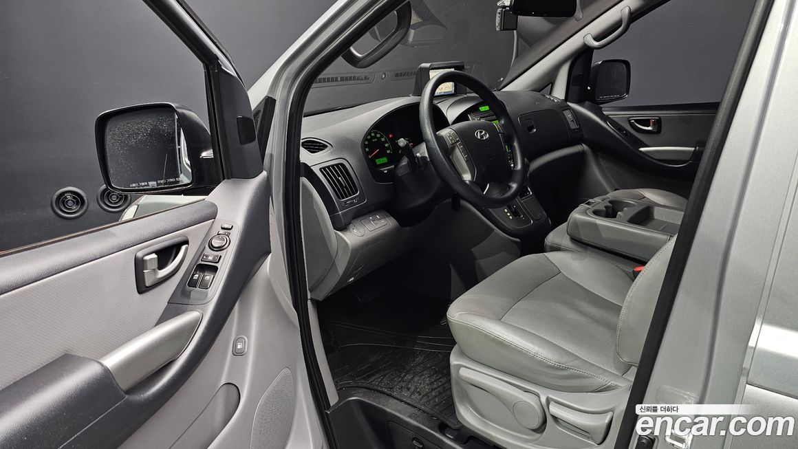 Hyundai Starex 2015