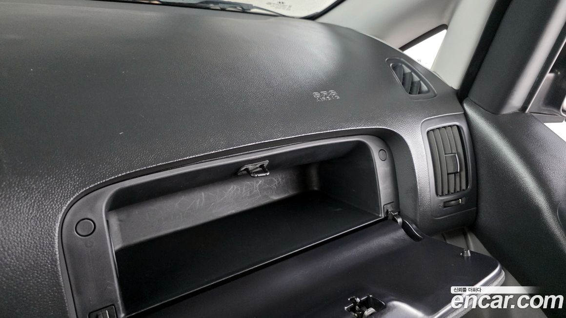 Hyundai Starex 2018