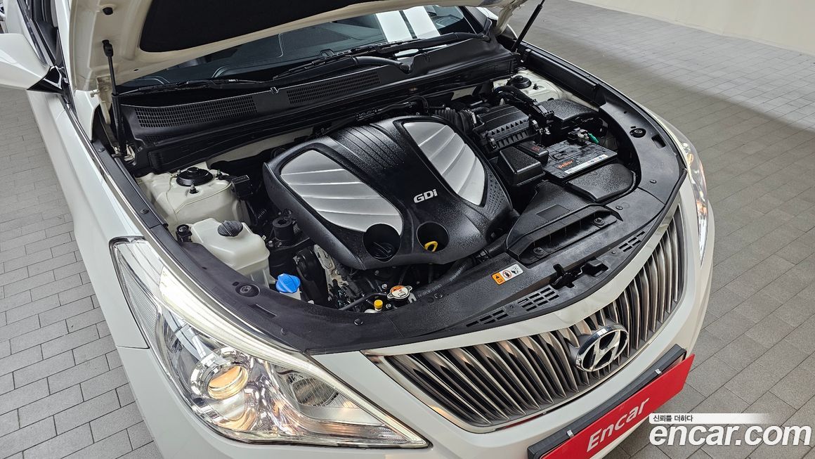Hyundai Grandeur 2016