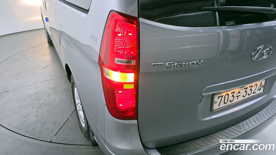 Hyundai Starex 2018