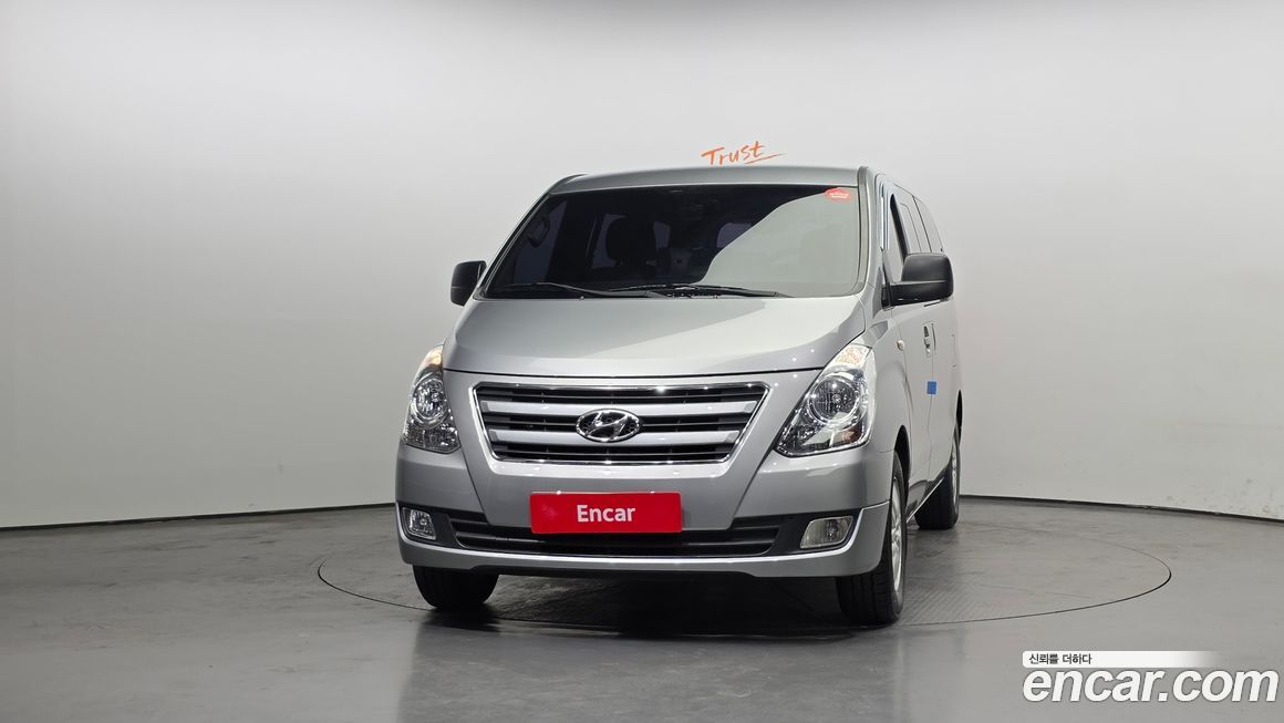 Hyundai Starex 2018