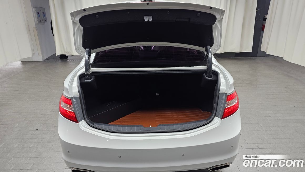 Hyundai Grandeur 2016