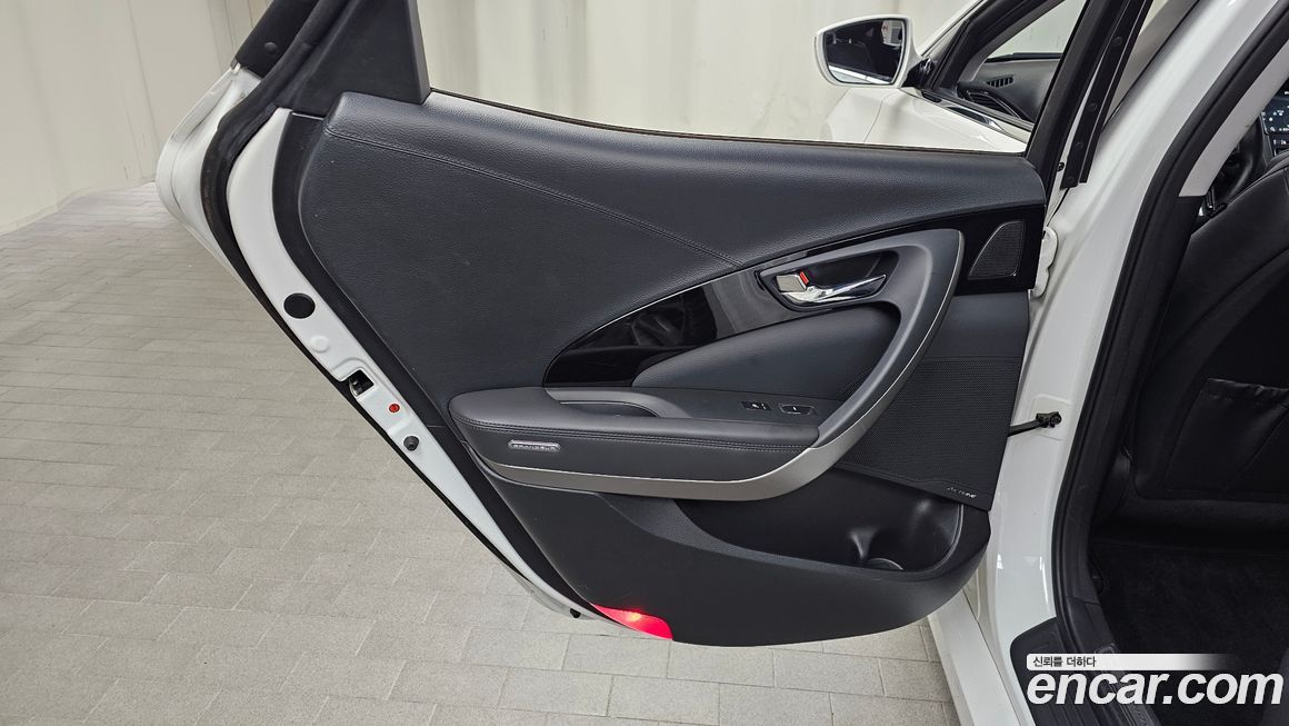 Hyundai Grandeur 2016