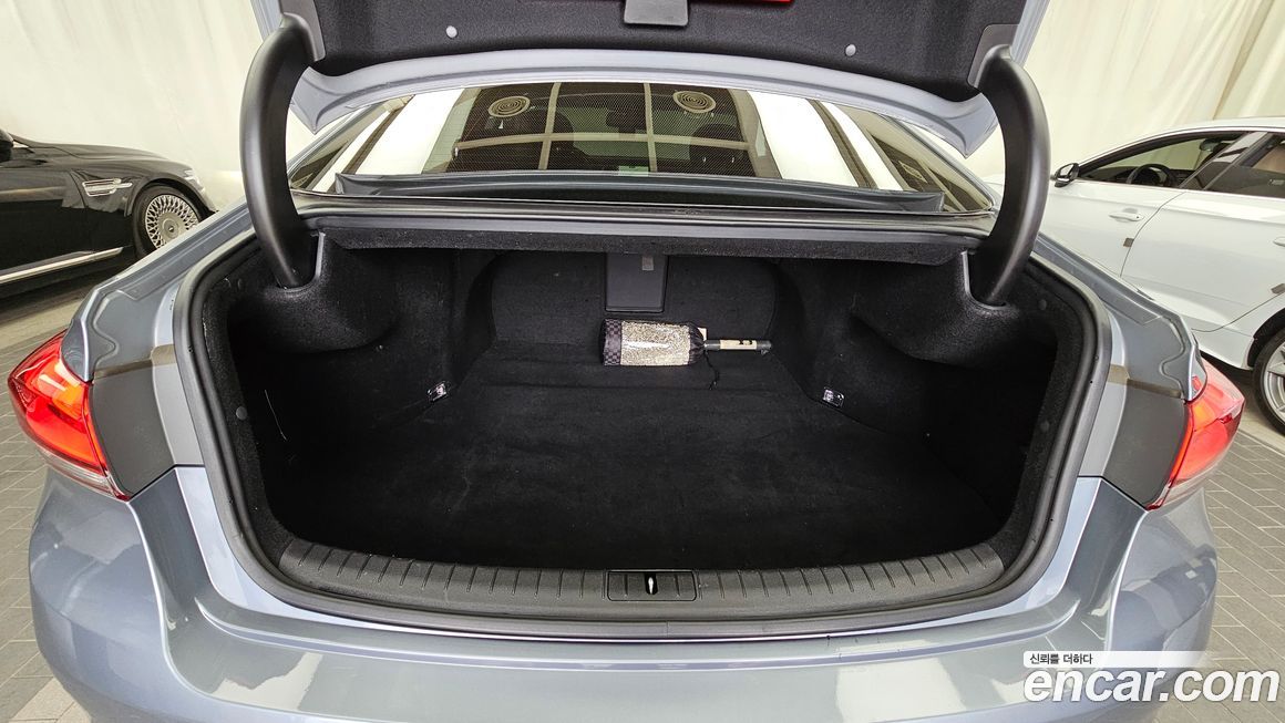 Hyundai Genesis 2015