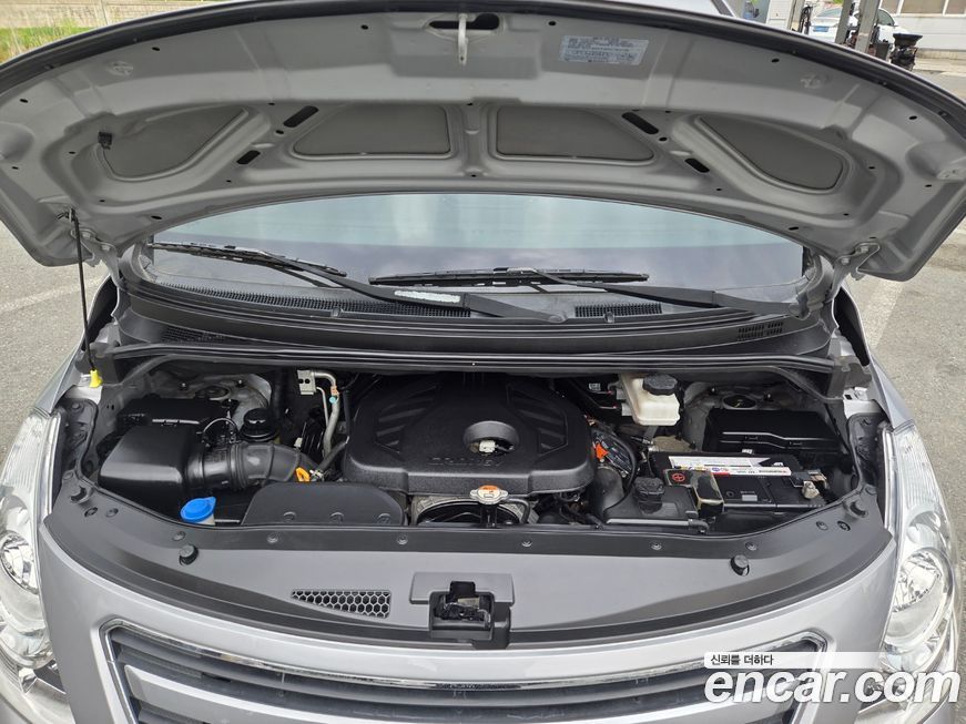 Hyundai Starex 2018