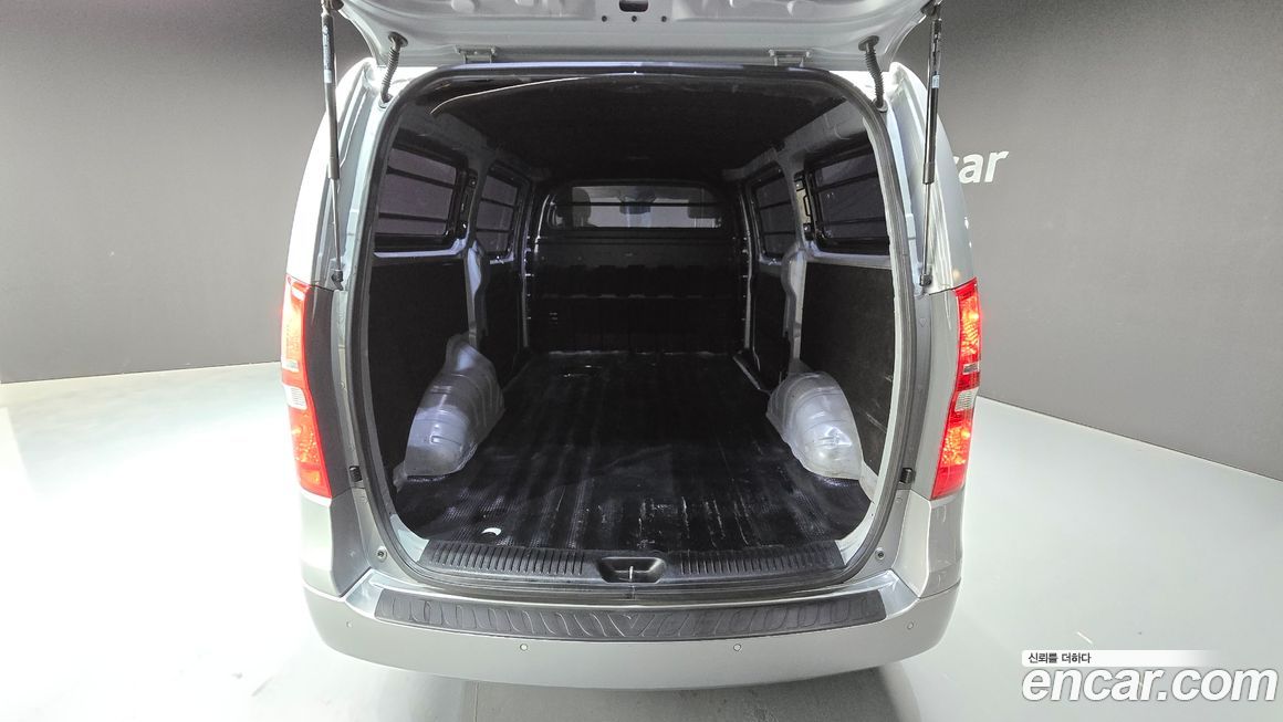 Hyundai Starex 2019