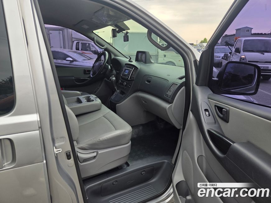 Hyundai Starex 2018