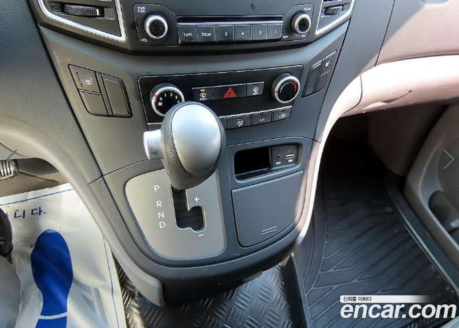 Hyundai Starex 2018