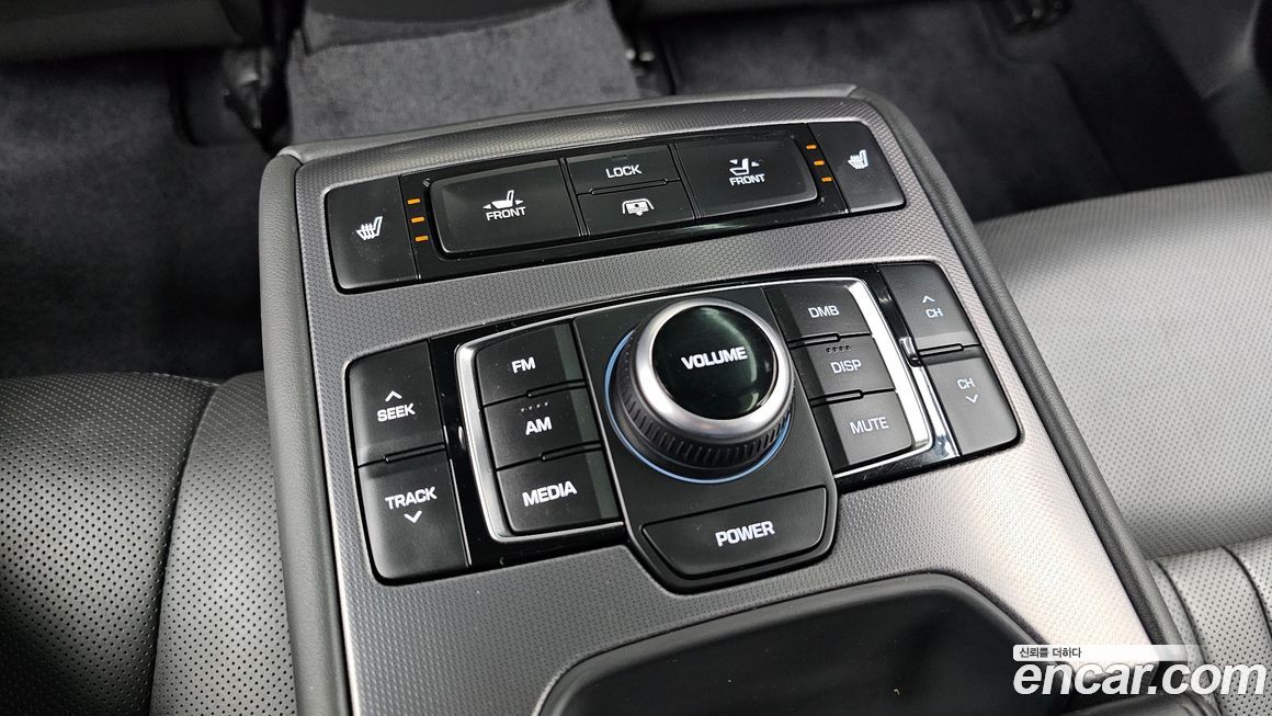 Hyundai Genesis 2015