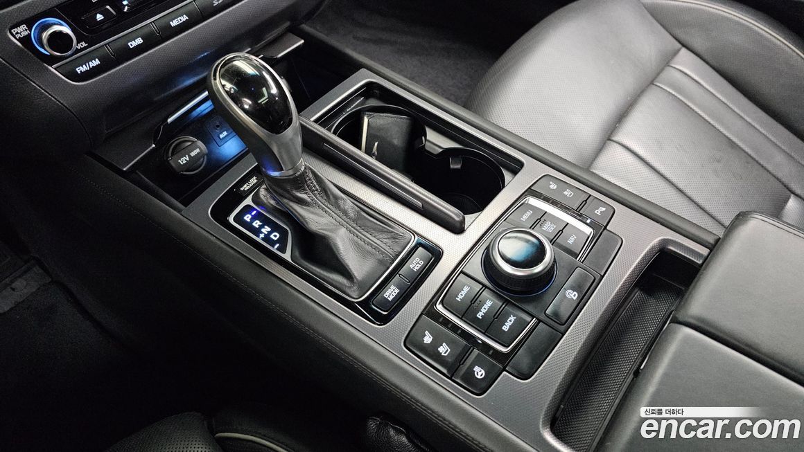 Hyundai Genesis 2015
