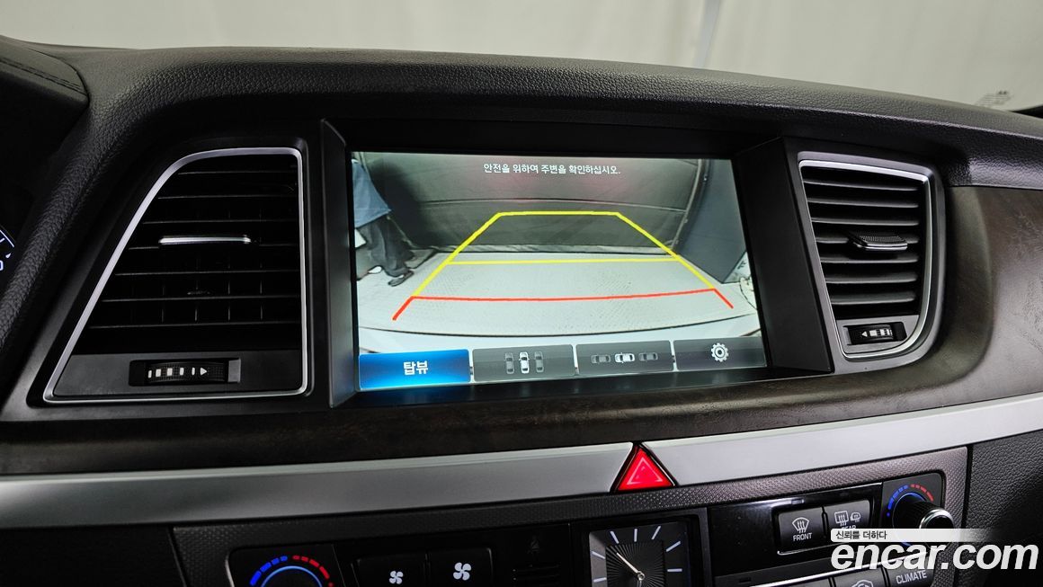 Hyundai Genesis 2015