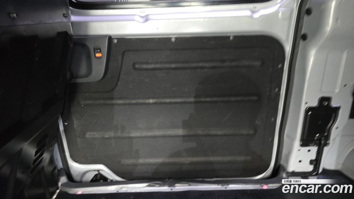Hyundai Starex 2019