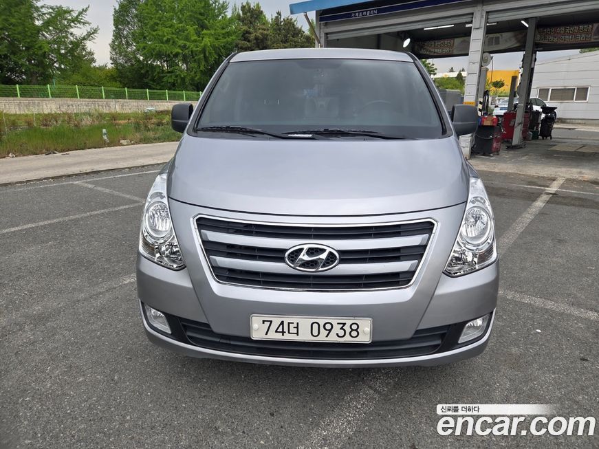 Hyundai Starex 2018