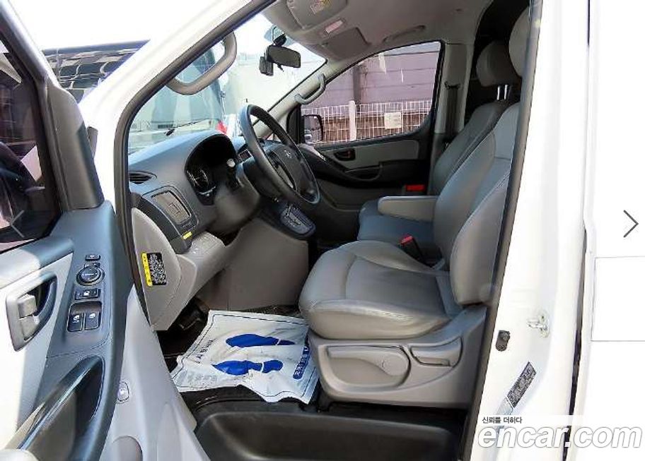 Hyundai Starex 2018