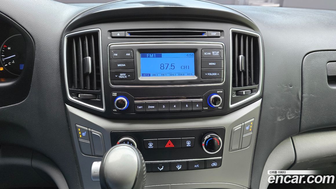 Hyundai Starex 2019