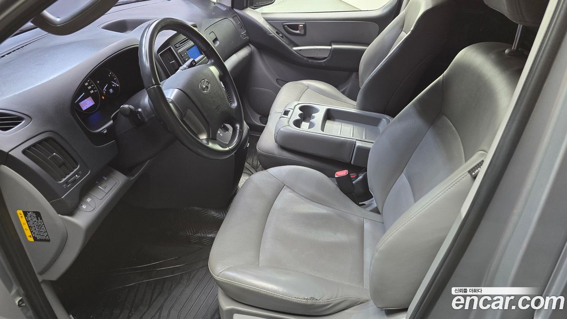 Hyundai Starex 2019