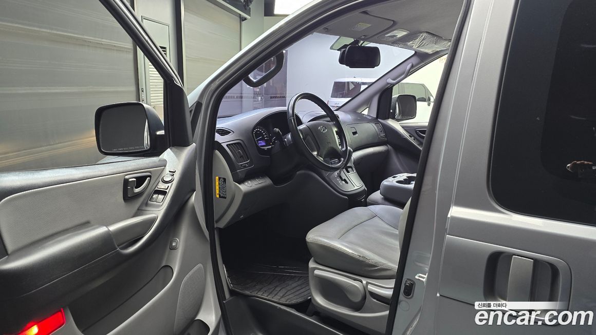 Hyundai Starex 2019