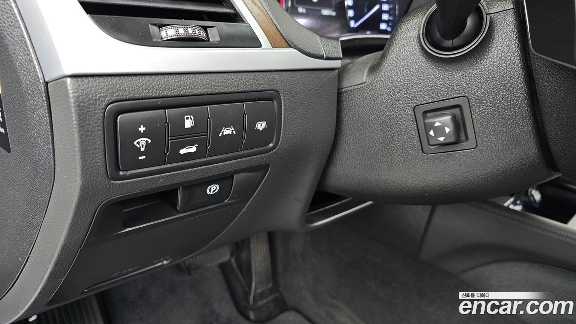 Hyundai Genesis 2015